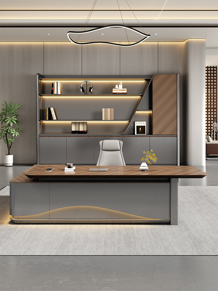 老板办公桌轻型豪华高端行政办公桌Ceo桌椅组合简约现代单张老板