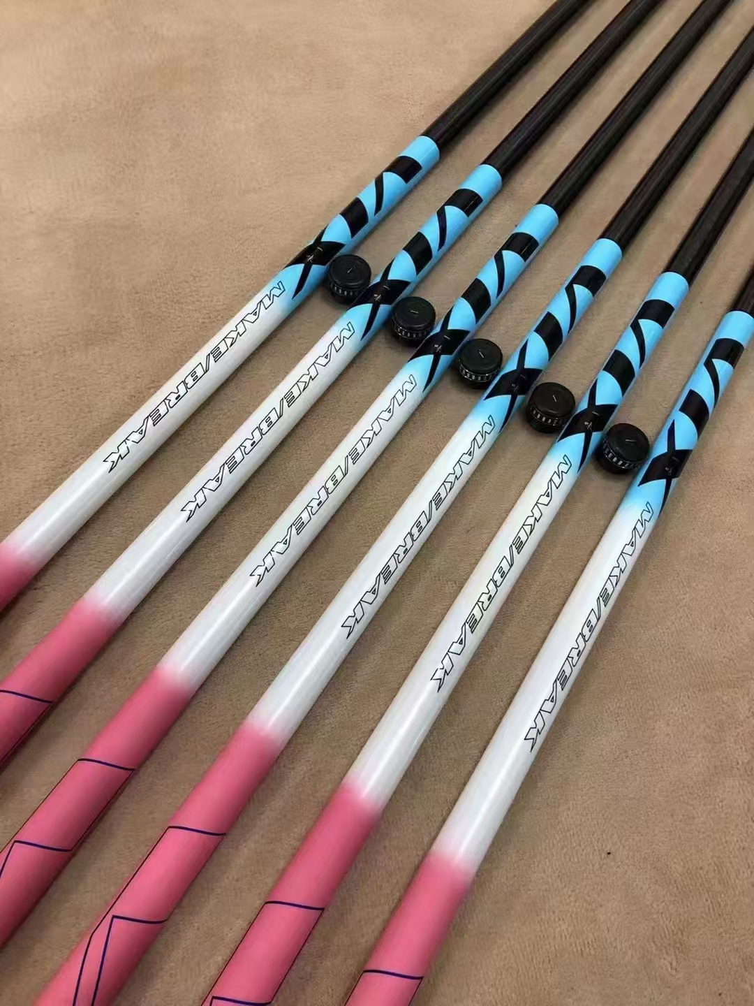 冰蓝粉高碳素鱼竿钓鱼竿超硬碳素综合鱼竿手杆轻量大物竿台钓竿