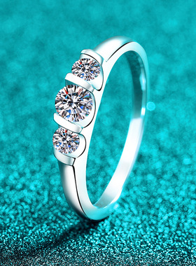 S925莫桑石波浪设计感订婚戒指