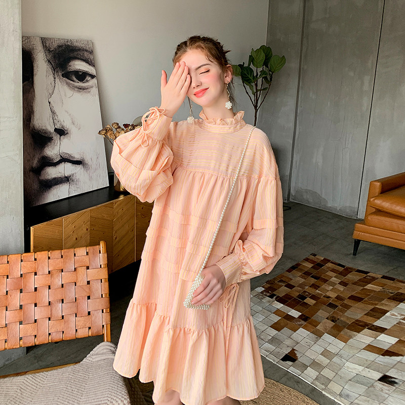 毛菇小象连衣裙女2020夏季新白色气质复古宽松长袖短款显瘦仙女裙