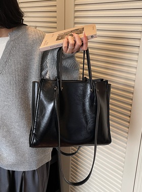 极简风黑色托特包女单肩手提包通勤大容量高级感