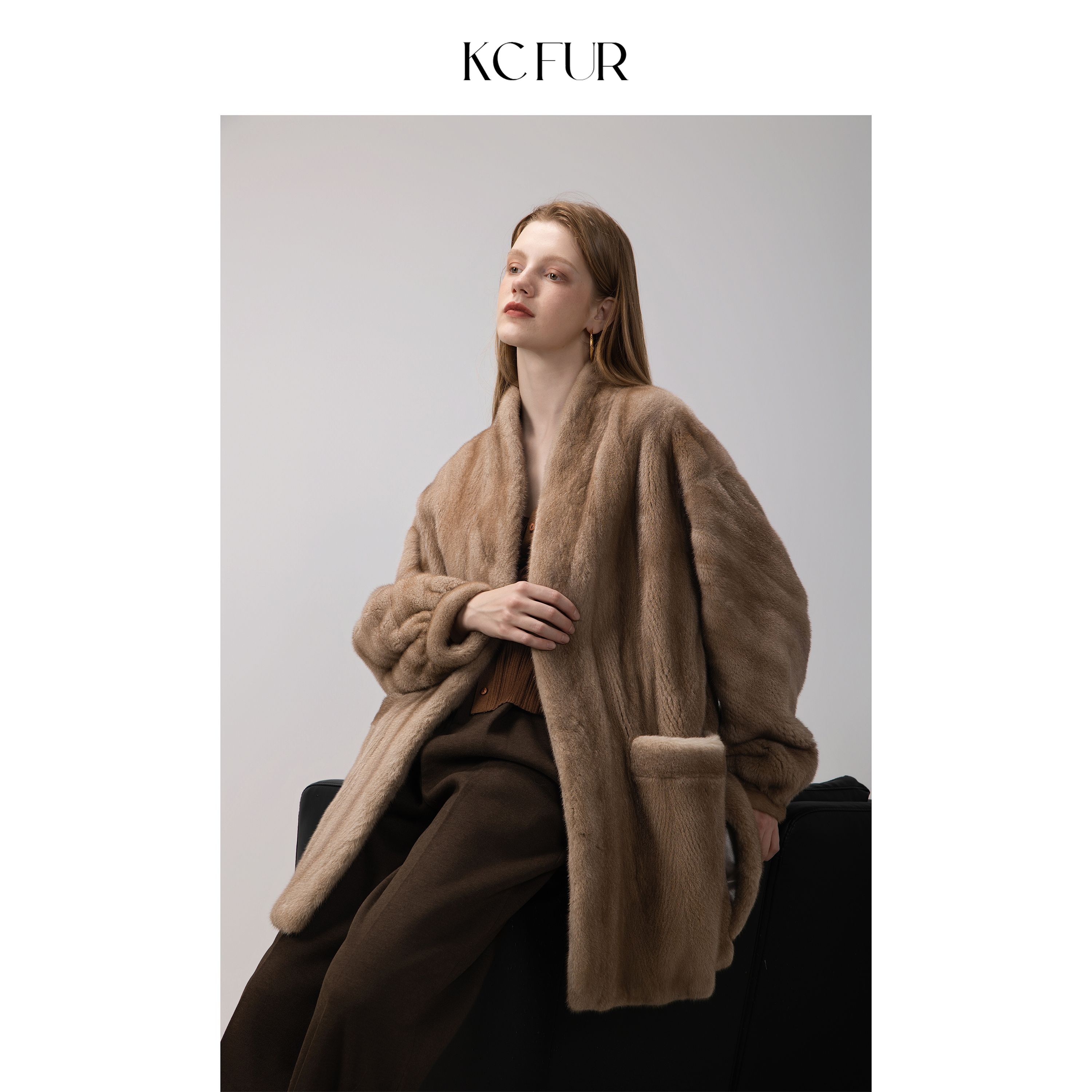 KC天鹅绒年轻款V领宽松水貂外套