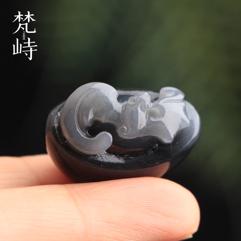 梵峙和田玉籽料青花玉墨玉元宝蝙蝠福在眼前挂件吊坠送证书