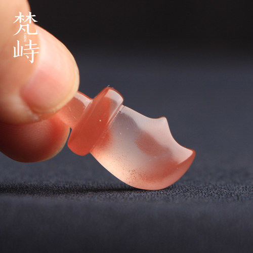 梵峙南红玛瑙宝岛挂件吊坠