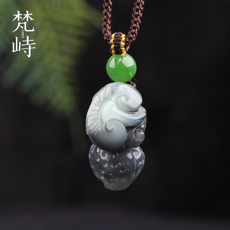 梵峙和田玉挂件如意花生青花玉