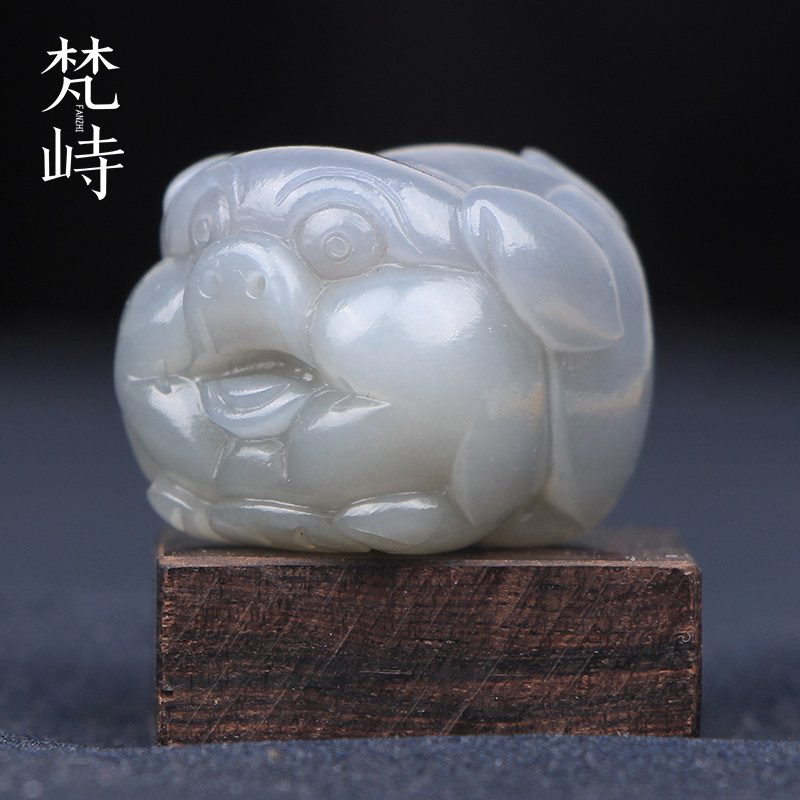 梵峙和田玉白玉烟青紫小猪憨憨招财小胖猪生肖猪摆件茶宠青海料