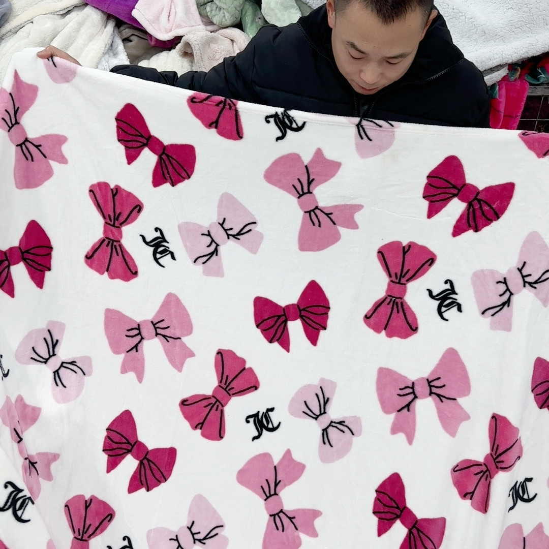 220.220宝宝绒毯脏搭色瑕疵,居家布艺,家纺布艺/布料面料缝制服务,淘宝优惠券,粉丝福利购,淘宝优惠卷