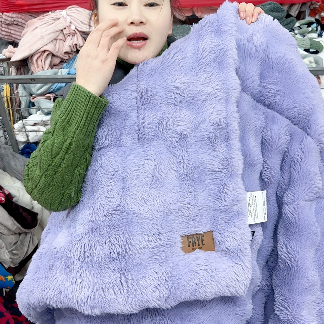 200.230仿兔毛夹棉被，高货,居家布艺,家纺布艺/布料面料缝制服务,淘宝优惠券,粉丝福利购,淘宝优惠卷