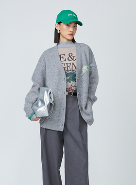 ME FOREVER真我永恒2024春内搭中款开襟毛衫-2411B65109吊1399