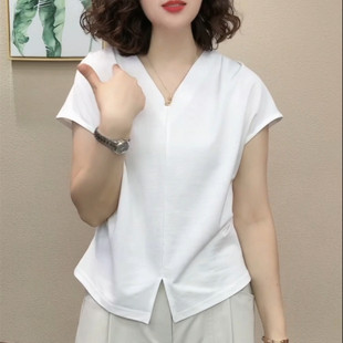 夏季新款莱塞棉V领短袖t恤洋气收腰妈妈装百搭上衣2026薄款打底衫