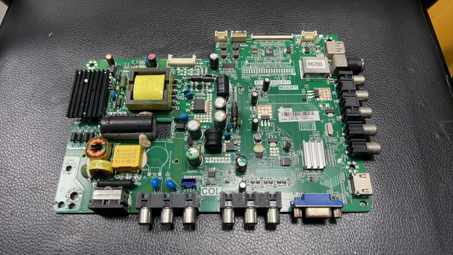 原装拆机TCLL32F3306B主板TP.MS18VG.P77屏LVW320CSOTE82V6测试好