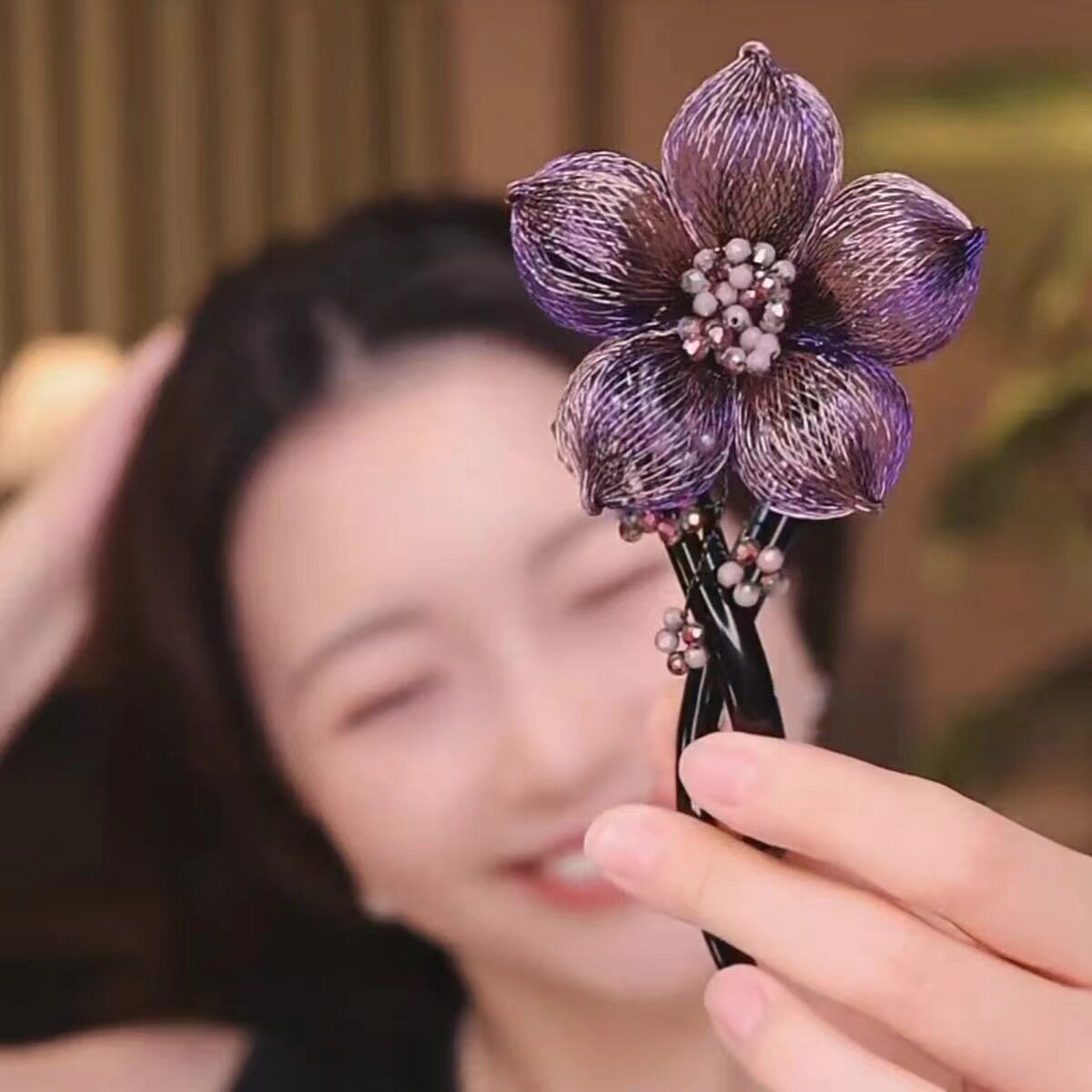 铜丝高端系列优雅花朵气质扭扭夹拉花紫色百搭水晶盘发夹后脑勺