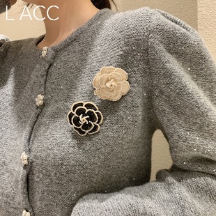 别针衣领扣防走光配饰潮 韩国胸针女高档可爱山茶花珍珠日系潮个性