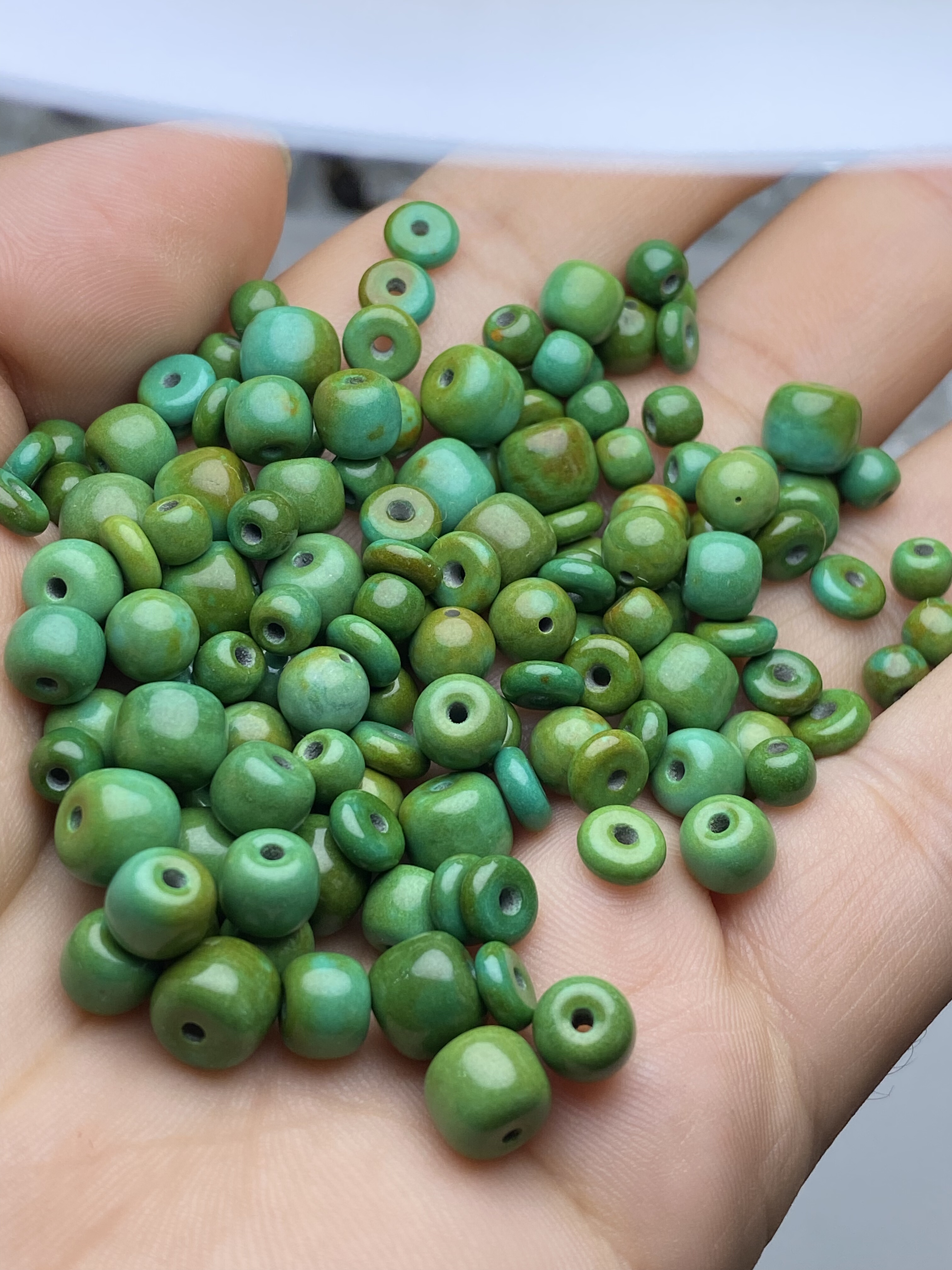 高瓷绿松石老型珠圆珠子隔珠手串项链文玩diy配饰菜籽黄绿松隔片