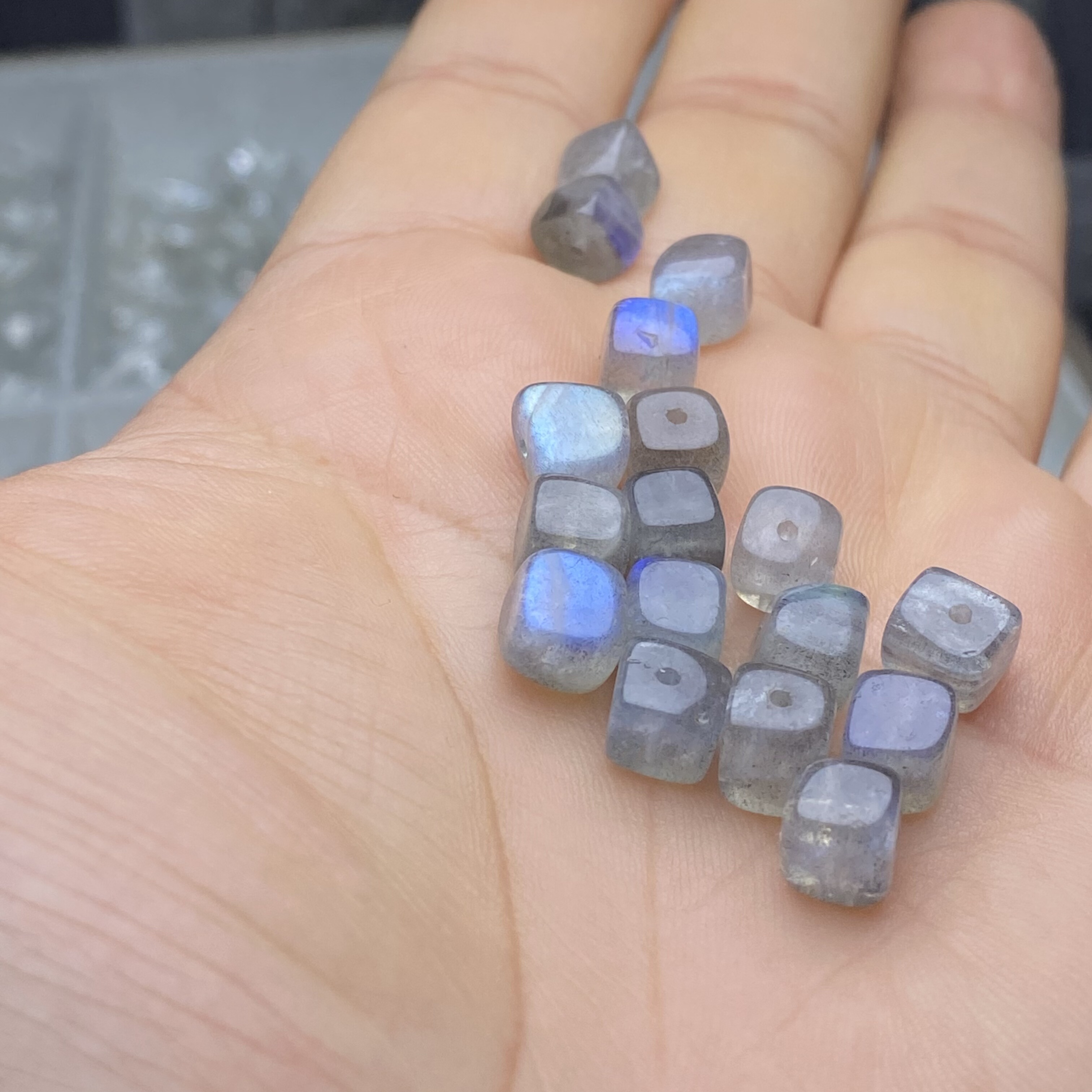 天然拉长石灰月光随形散珠手串方形手链项链隔珠多宝diy配件配饰,饰品/流行首饰/时尚饰品新,其他DIY饰品配件,淘宝优惠券,粉丝福利购,淘宝优惠卷