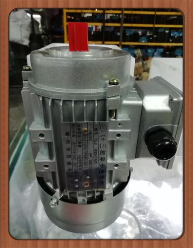 ye2立式63b14三相异步电动机
