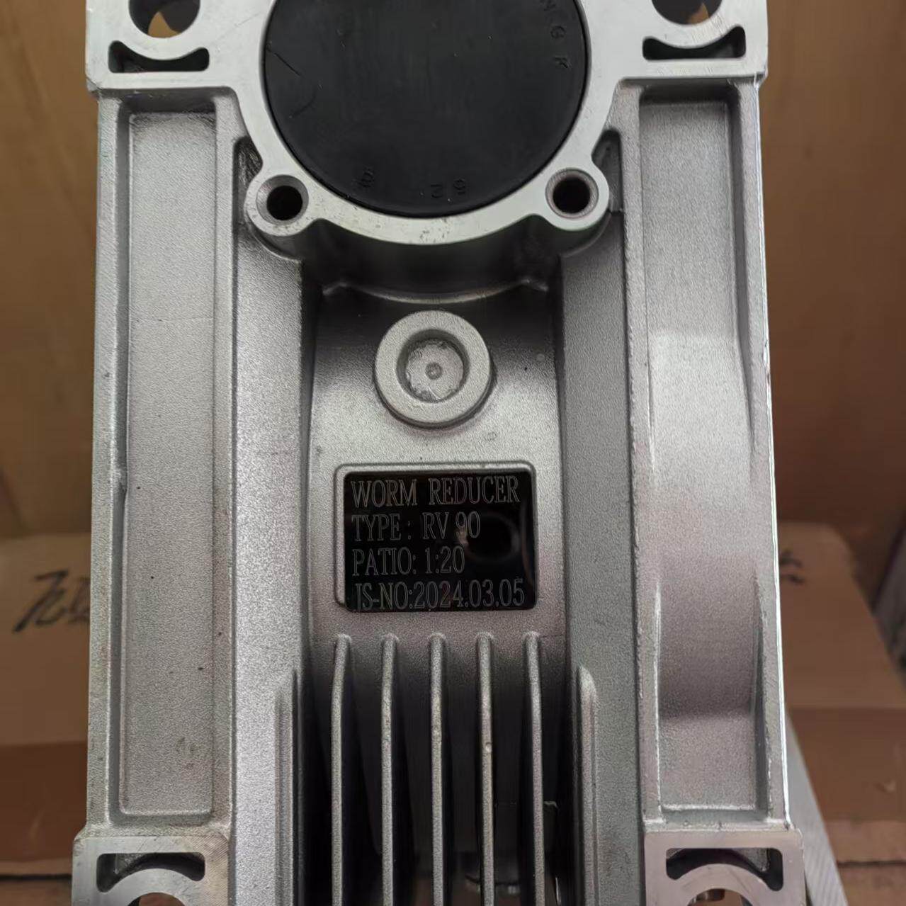 蜗轮蜗杆减速机RV90 速比20 输入24 输出35 RV90-20-90B14