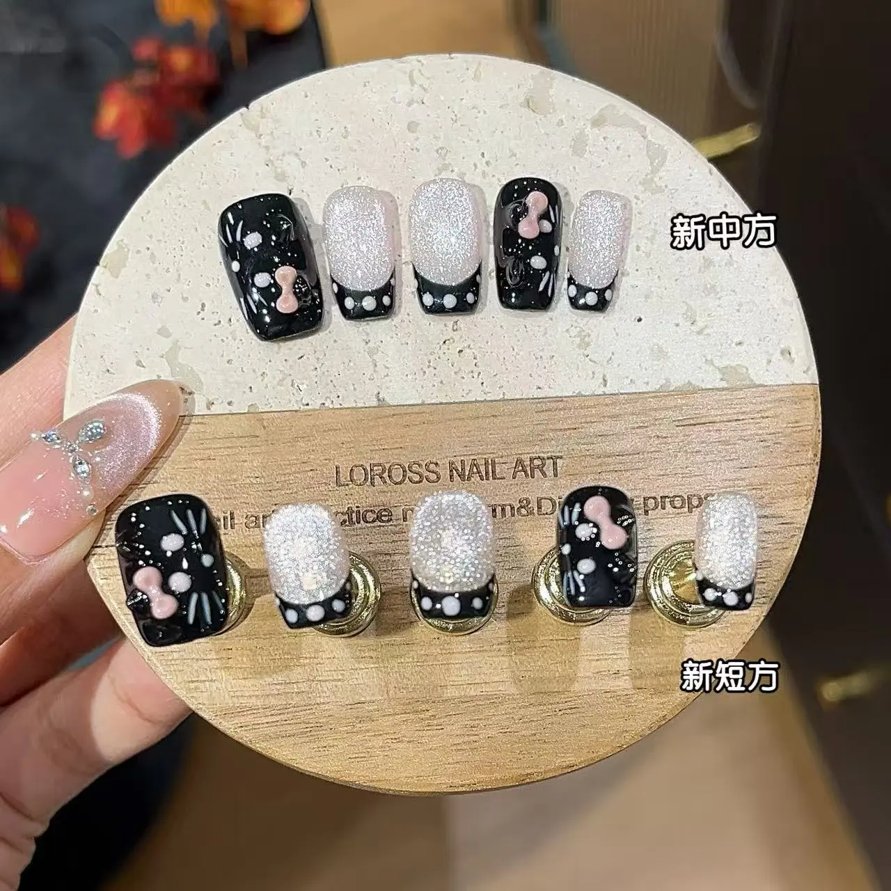 ADORE实拍可爱喵可爱甜酷风手绘黑粉猫咪法式爆闪猫眼萌趣穿戴甲