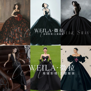 2024新款影楼主题拍照服装韩版婚纱情侣旅拍草坪赫本风缎面黑礼服