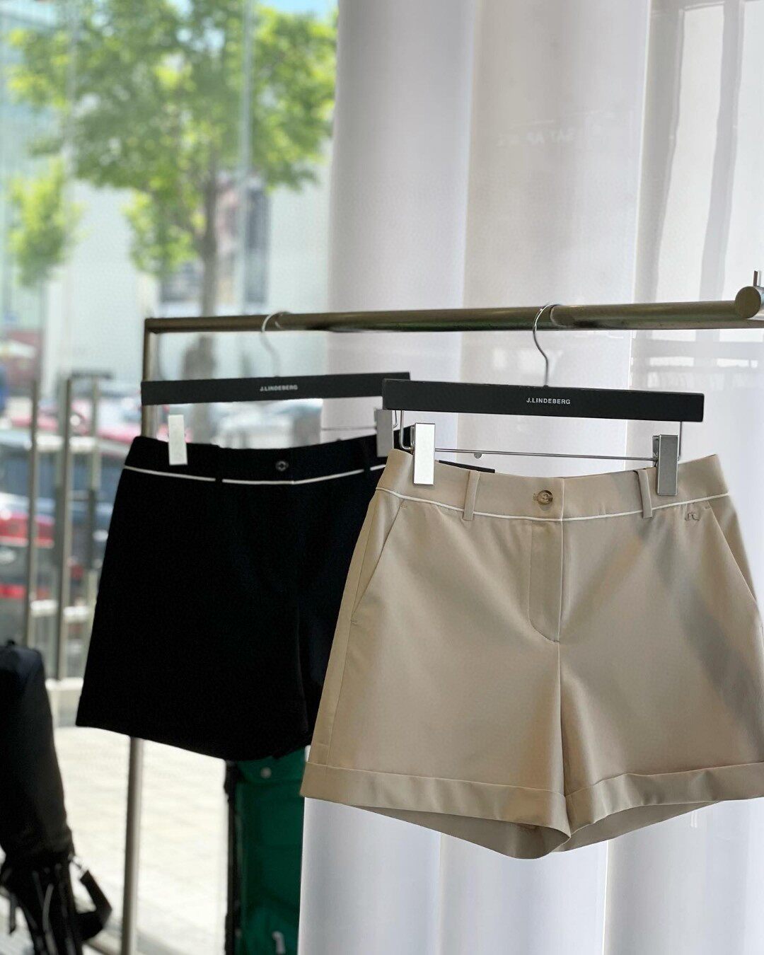 韩国新款高尔夫服装女士时尚运动休闲宽松翻边短裤显腿长百搭裤子