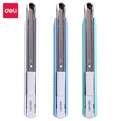 美工刀裁纸刀得力多规格小刀