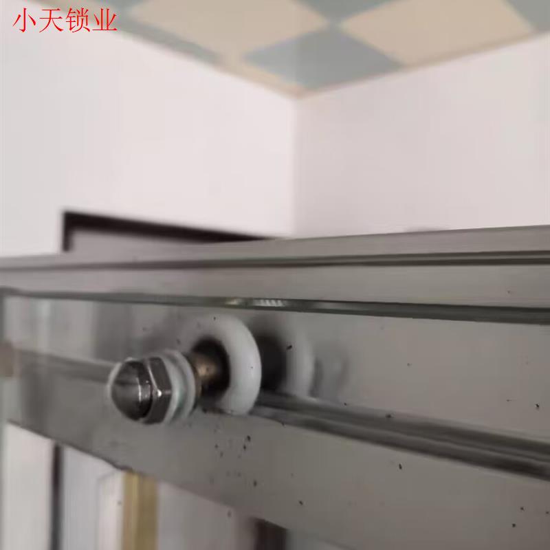 淋浴房滑轮偏心吊轮推拉移门老式圆弧形浴室玻璃轨道滚轮五金配.