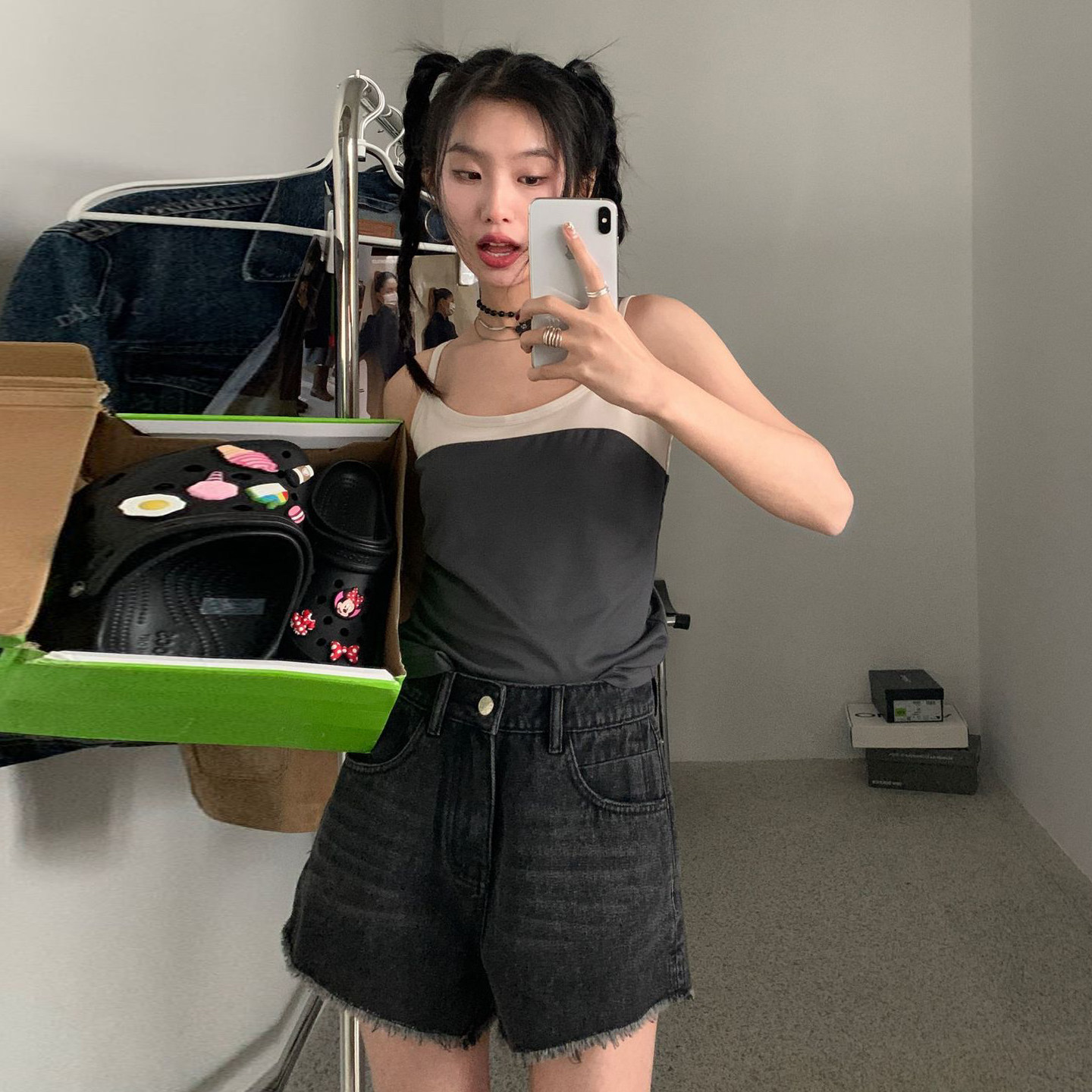 EALASTUDIO韩版撞色拼接吊带背