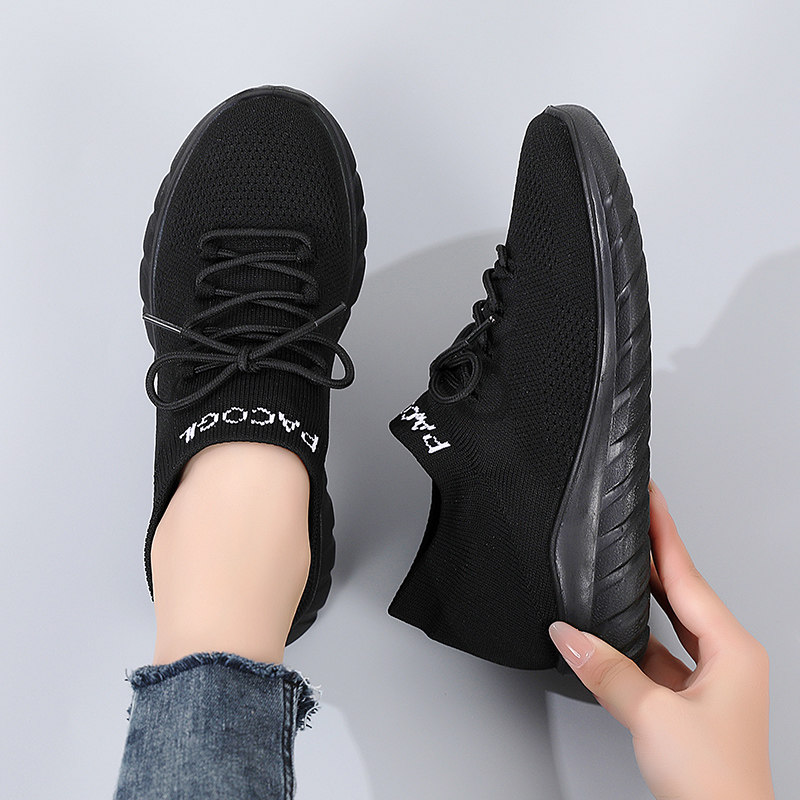 新款女鞋飞织网面运动休闲鞋女透气平底袜子鞋一脚蹬黑色跑步鞋