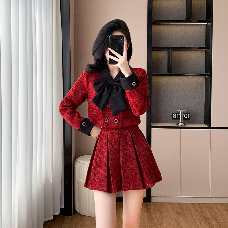 现货小香风红色套装女秋冬季短外套短裙两件套，女装套装/套裙，衣嘉衣服饰