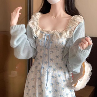 栀海觅蓝 游小姿 蕾丝拼接碎花连衣裙多巴胺甜美可爱温柔马海毛