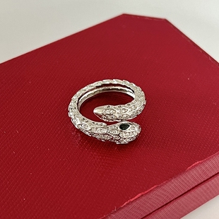 高级感贵气小众设计冷淡风蛇年绿色眼镜银色带钻蛇形戒指女生开口