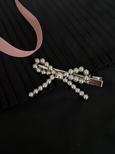 Miu系韩国银色金属中号蝴蝶结发夹后脑勺鸭嘴夹可爱发卡女侧边