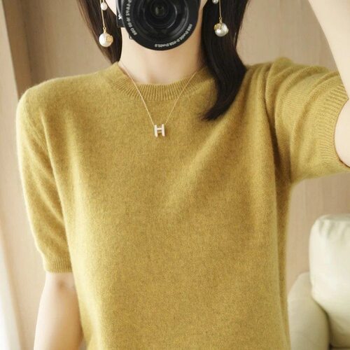 2026春秋圆领套头毛衣女中袖打底衫宽松五分袖针织短袖女内搭上衣 - 封面