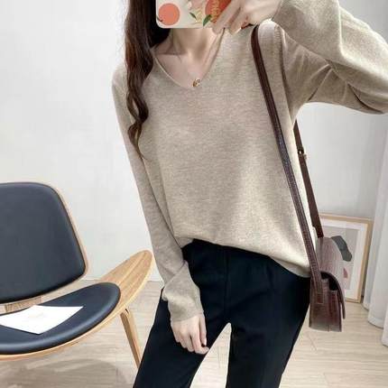 韩版打底毛衣女初秋洋气百搭学生修身内搭V领长袖针织衫慵懒风