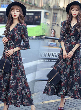 深依度2023夏装新款女装夏季中长裙中袖碎花雪纺连衣裙   79019