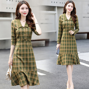 新款 优雅复古格纹鱼尾裙连衣裙 女装 时尚 201 冬季 深依度2023冬装