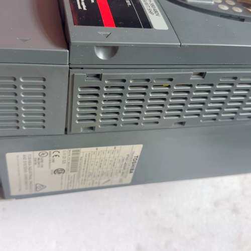 东芝变频器 VFAS1-4055PL-WN1，5.5千瓦，3