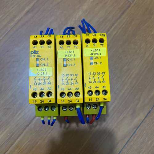 皮尔滋安全继电器：PZE X4 774585 二手拆机，成色