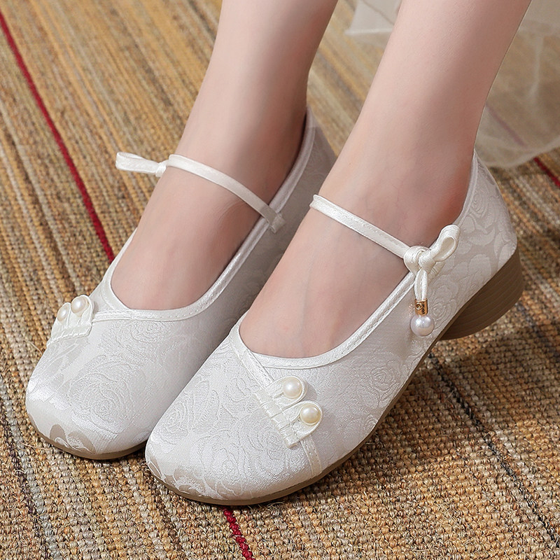 新中式民族国风北京布鞋女古风平底配汉服旗袍马面裙子茶艺无绣花