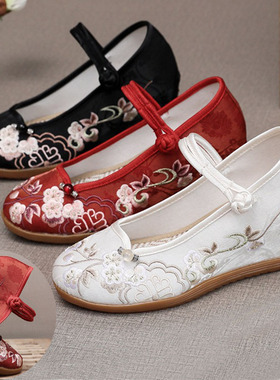 戏曲红色北京布鞋汉服绣花鞋女款古风内增高跟中国民族风配旗袍鞋