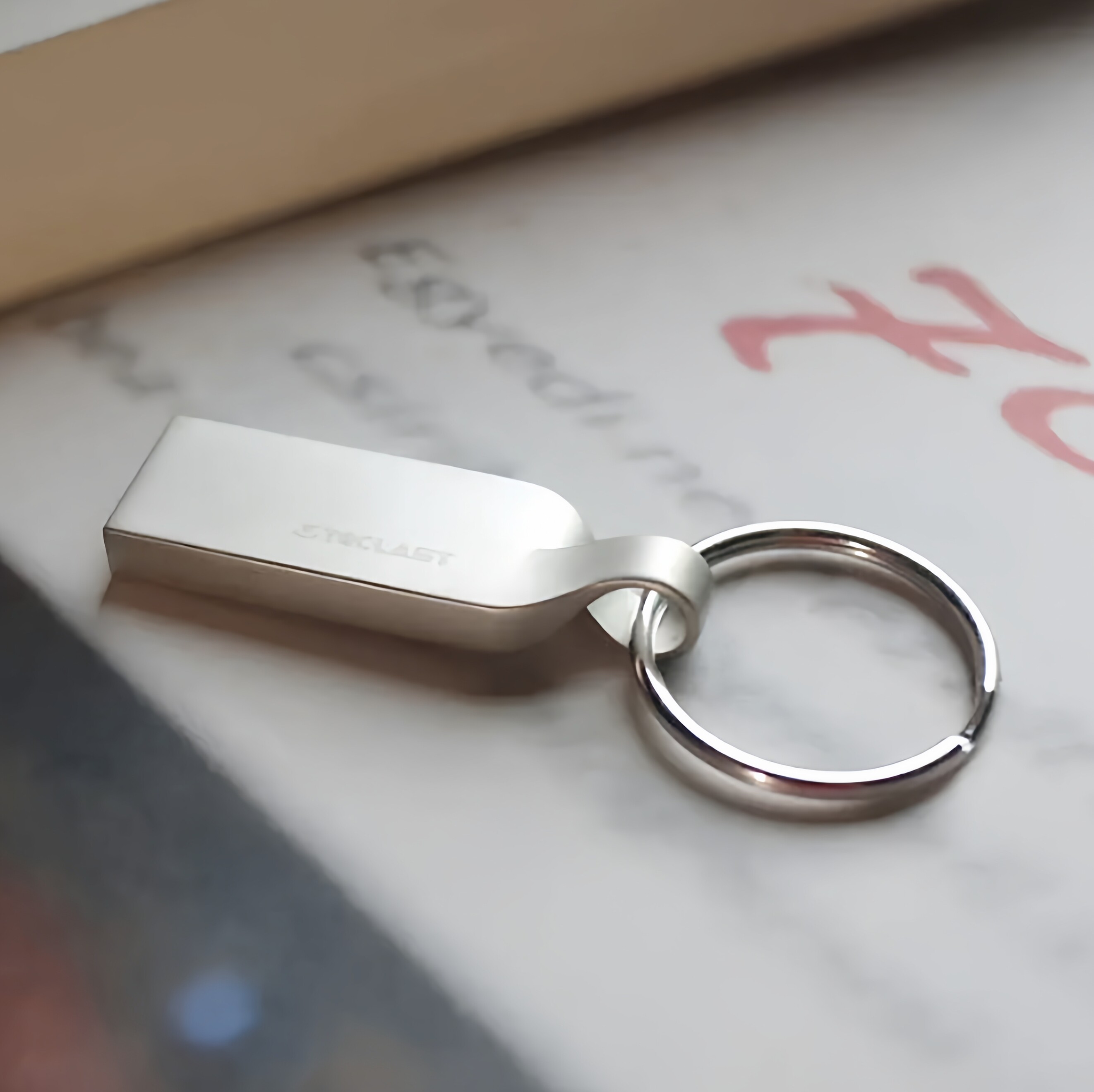 台电正品电视机fat32格式u盘32G定制logo刻字优盘钥匙扣