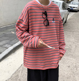 粉红色