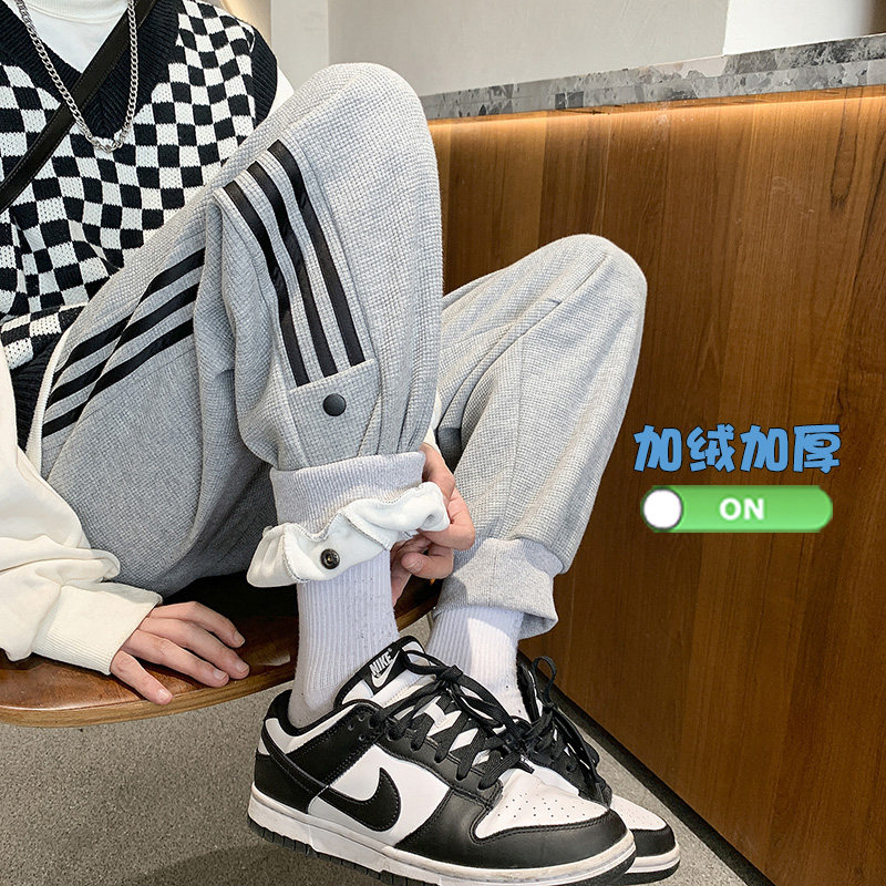 冬季新款裤子男韩版潮流束脚卫裤宽松运动裤情侣款T图片