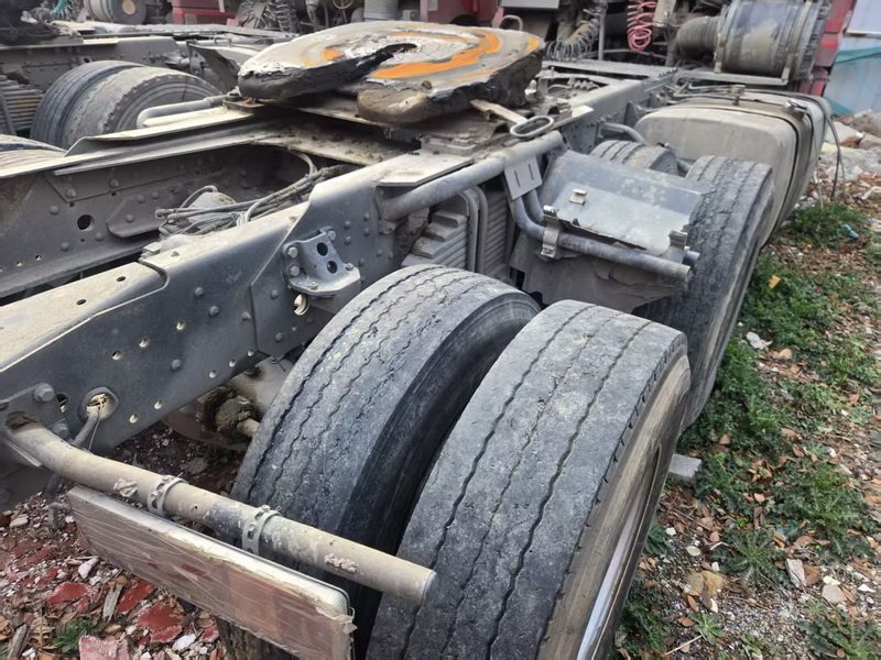 5月6日嘉兴市浙F68369陕汽牌重型半挂牵引车网络拍卖公告