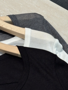 超亲肤透气鹅蛋领微透打底衫 来赛尔 3.18 桑蚕丝 郑沅沅