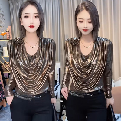 法式荡领上衣女人味衣服气质高端女式初春长袖短款设计感小众t恤v