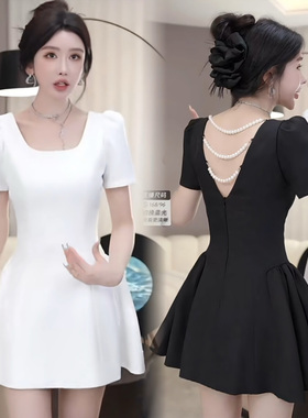 白色特别漂亮掐腰裙夏日绝美小裙子2025巨好看的黑色小个子连衣裙