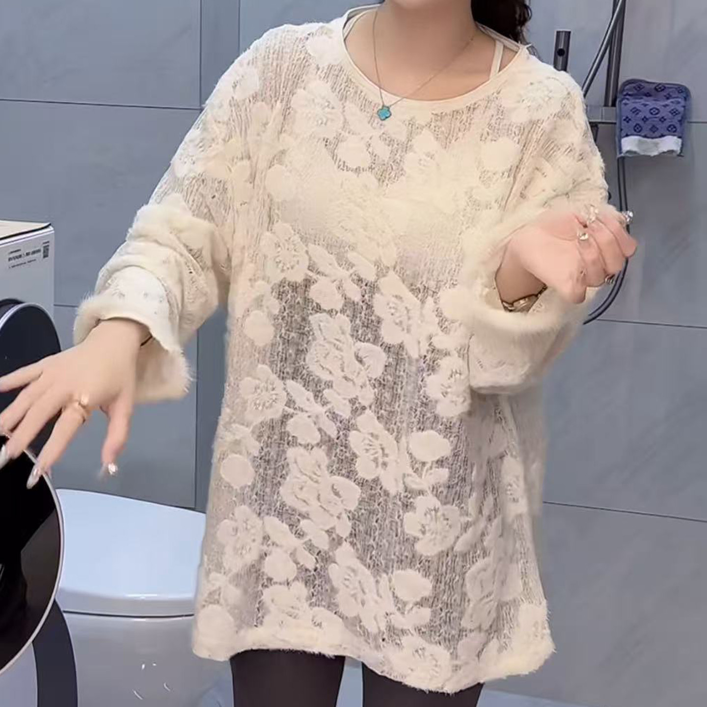 超火蕾丝打底衫遮屁股上衣潮