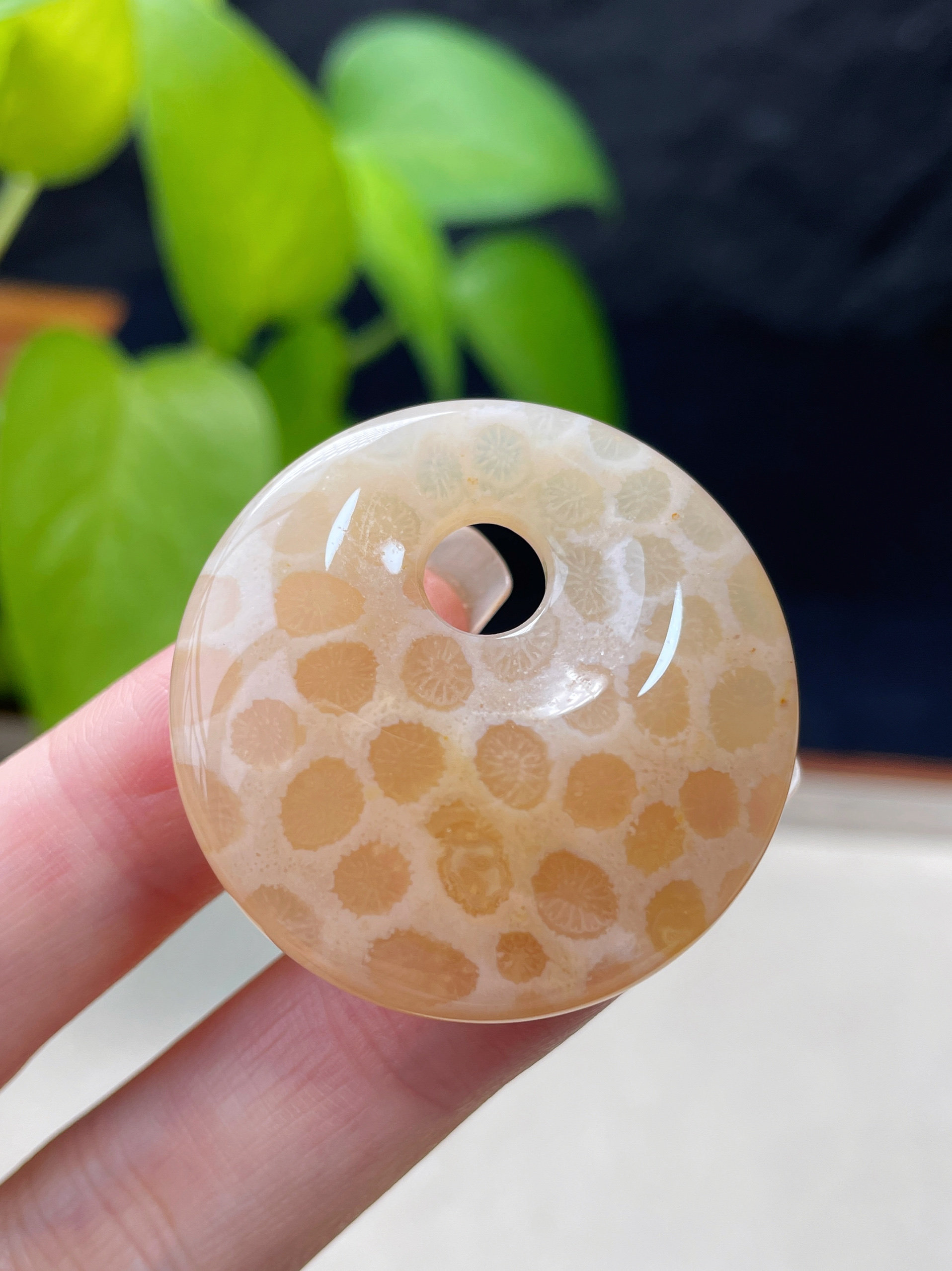 天然珊瑚玉新品平安扣吊坠车挂项链