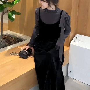 大码胖mm高级感时尚气质套装女法式蝴蝶结上衣+丝绒吊带裙两件套